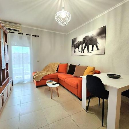 Ferienwohnung One Bd Flat Near Center With 24H Self Check In Tirana Exterior foto