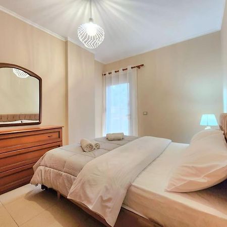 Ferienwohnung One Bd Flat Near Center With 24H Self Check In Tirana Exterior foto