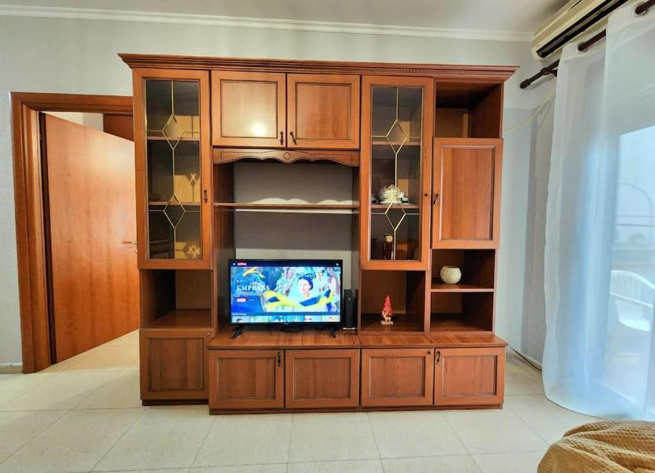 Ferienwohnung One Bd Flat Near Center With 24H Self Check In Tirana Exterior foto