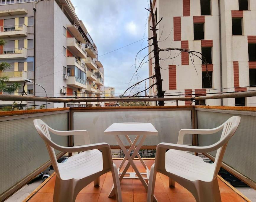 Ferienwohnung One Bd Flat Near Center With 24H Self Check In Tirana Exterior foto